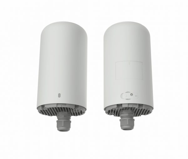 4G LTE outdoor CPE unit for CAT6, CAT12, and CAT16 networks.